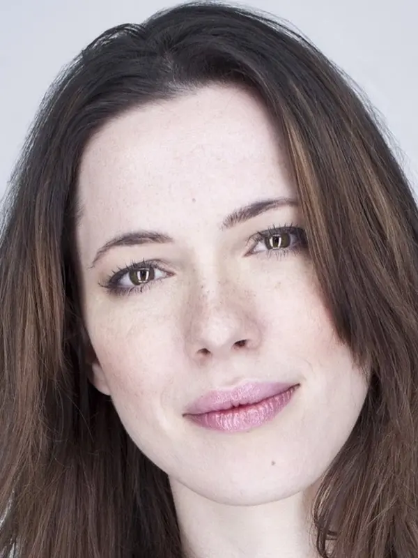 レベッカ・ホール